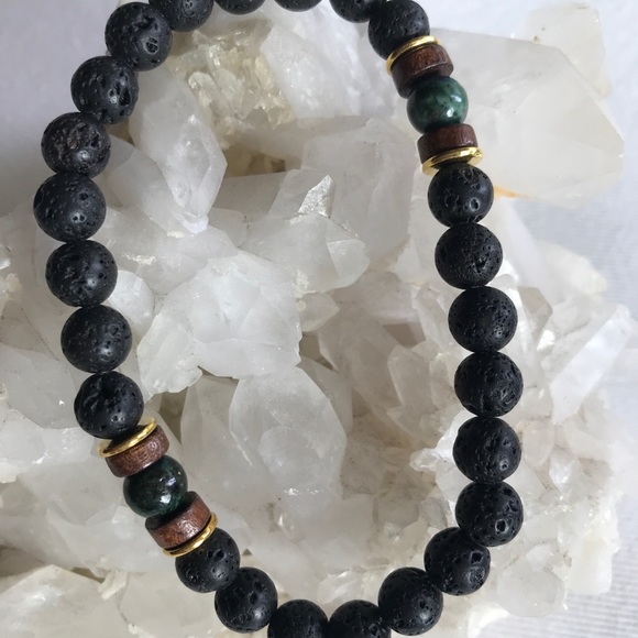 Arrived! Lava rock and labradorite/pyrite bracelet - Picture 4 of 4